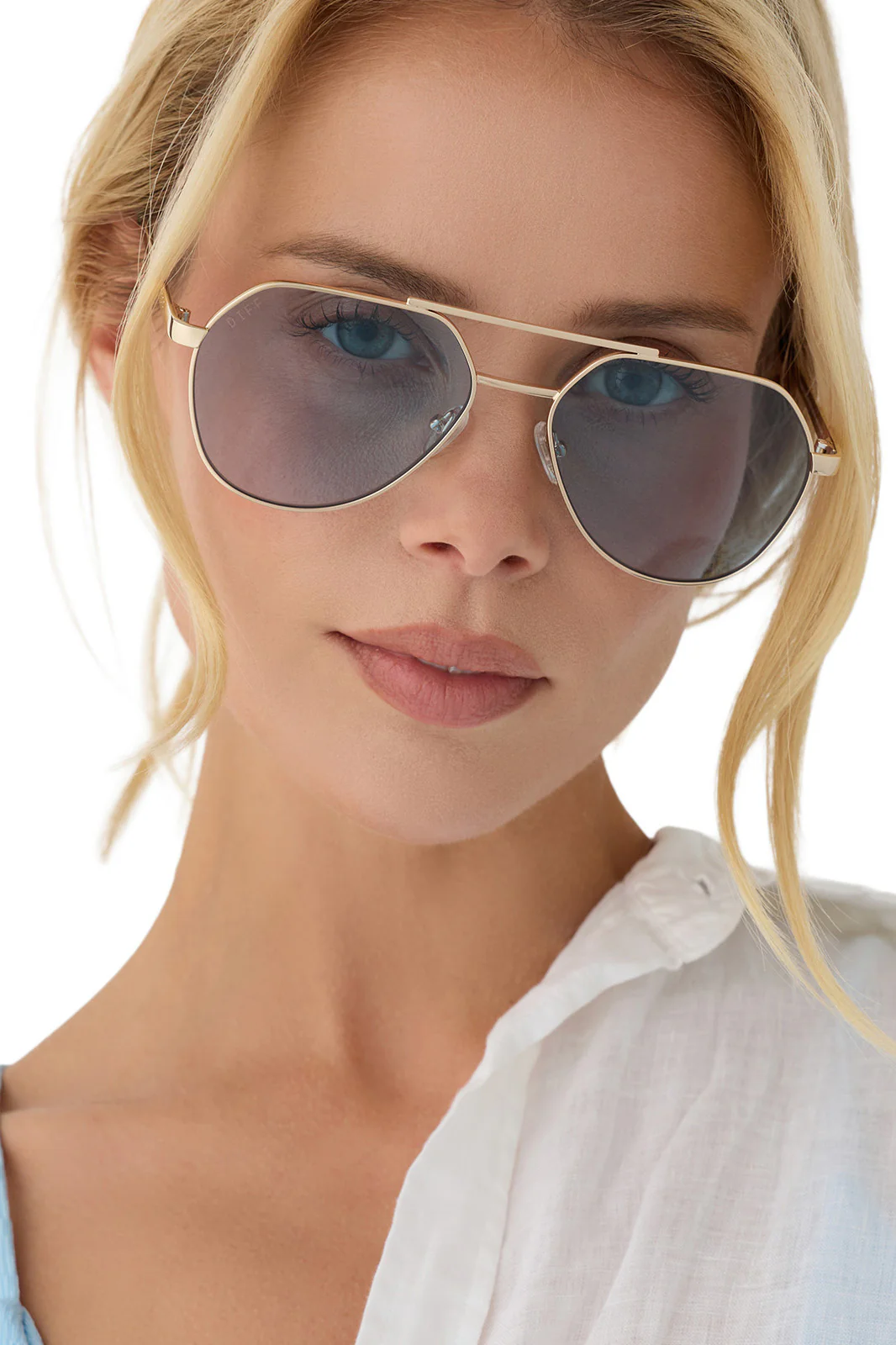 Beach Riot X DIFF Reserve Sunglasses Gold Blue Lense - Image 2