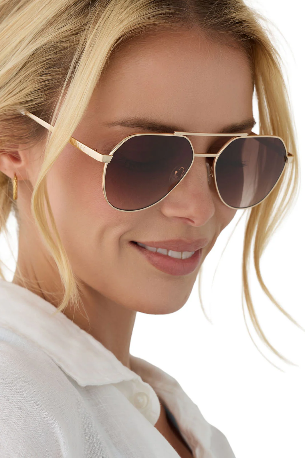 Beach Riot X DIFF Reserve Sunglasses Gold Brown Lense - Image 4