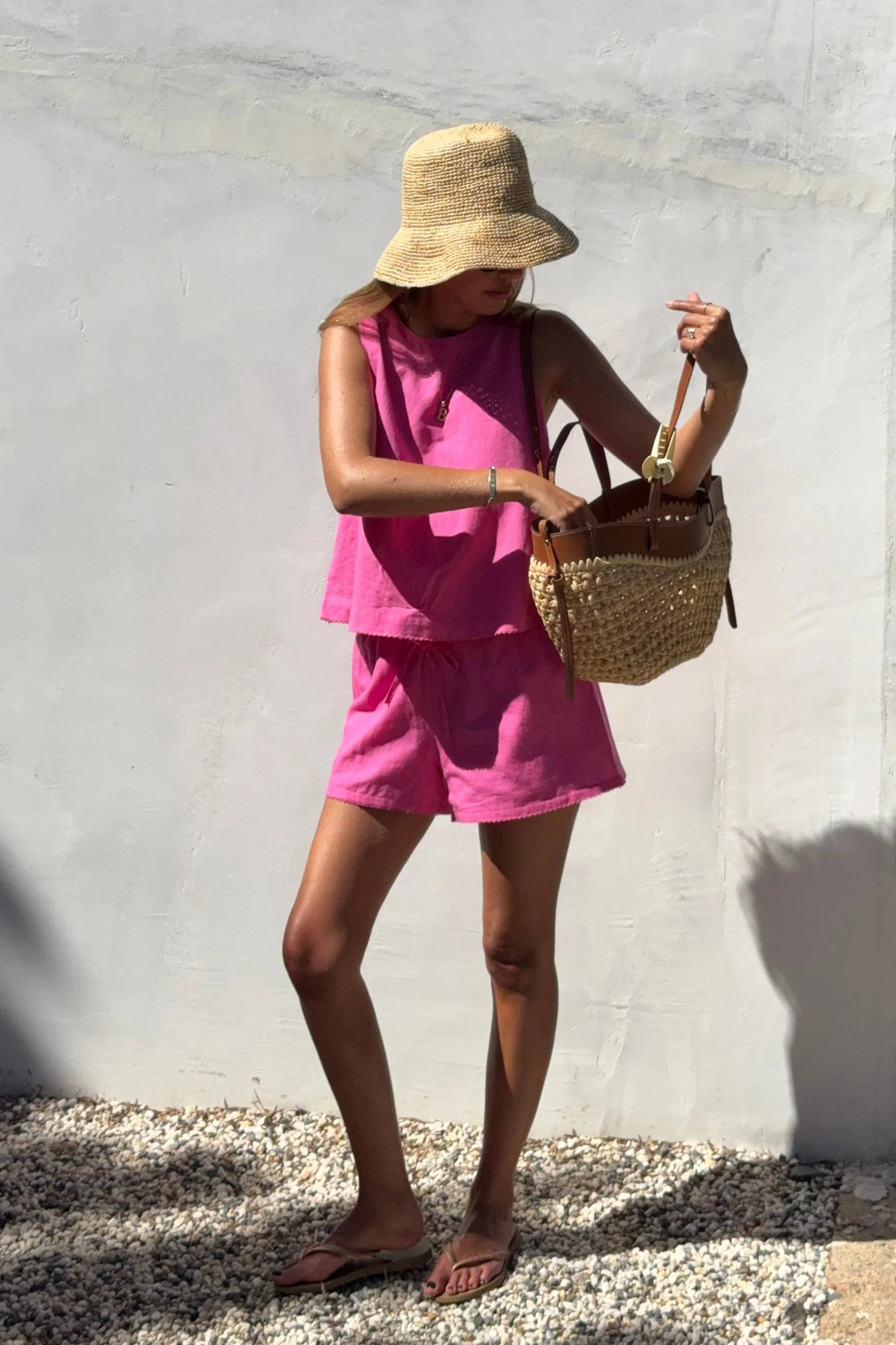 Birkley Short Peony Pink Linen - Image 3