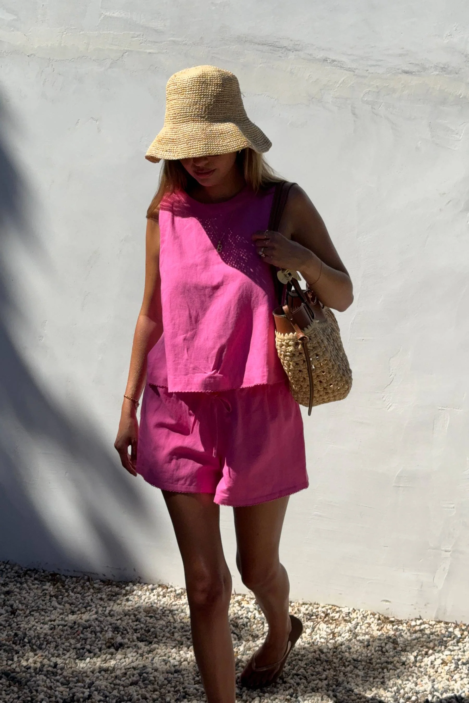 Birkley Short Peony Pink Linen - Image 4