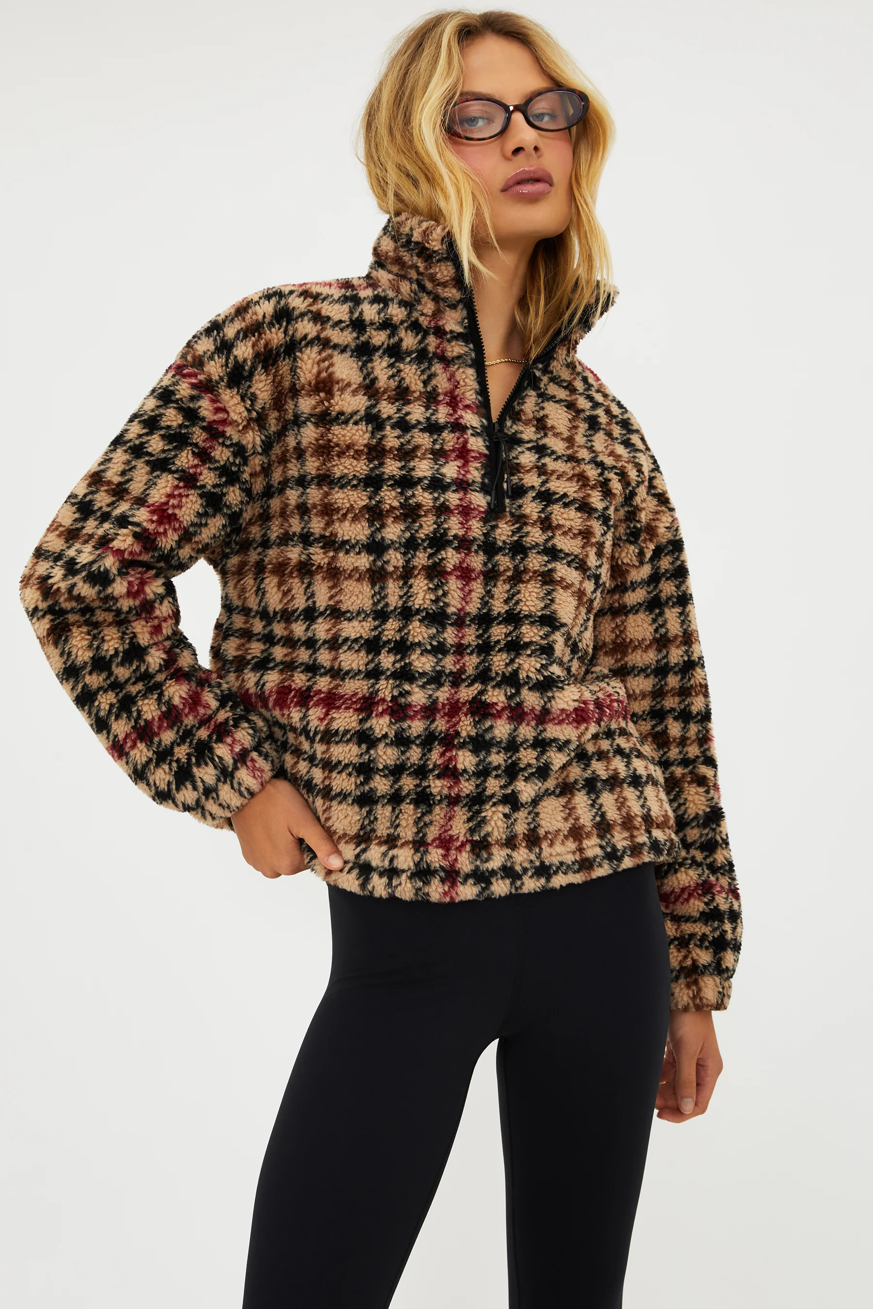 Leona Sherpa Midnight Houndstooth - Image 8